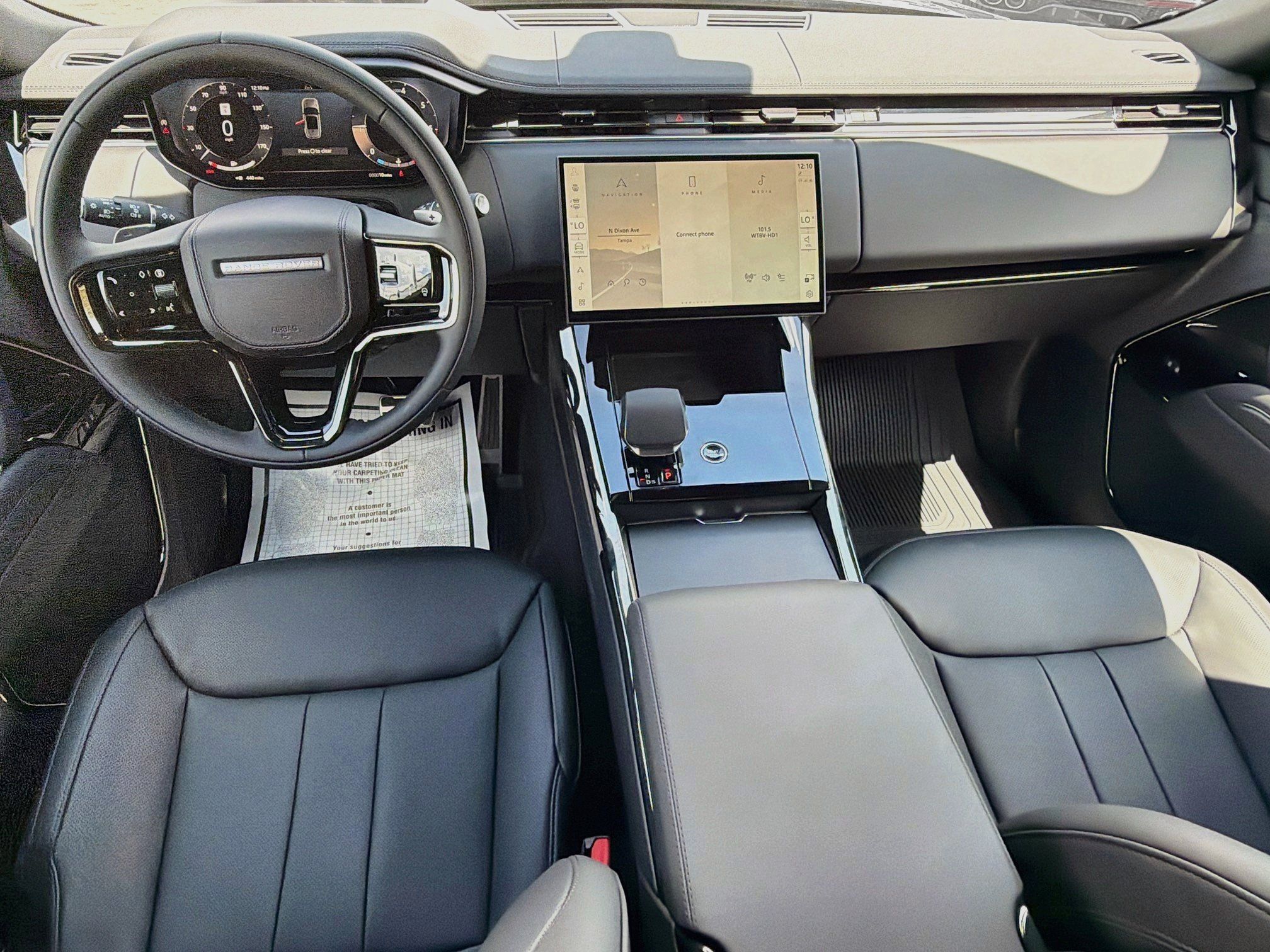 New 2026 Land Rover Range Rover Sport Dynamic SE AWD/4WD image 16