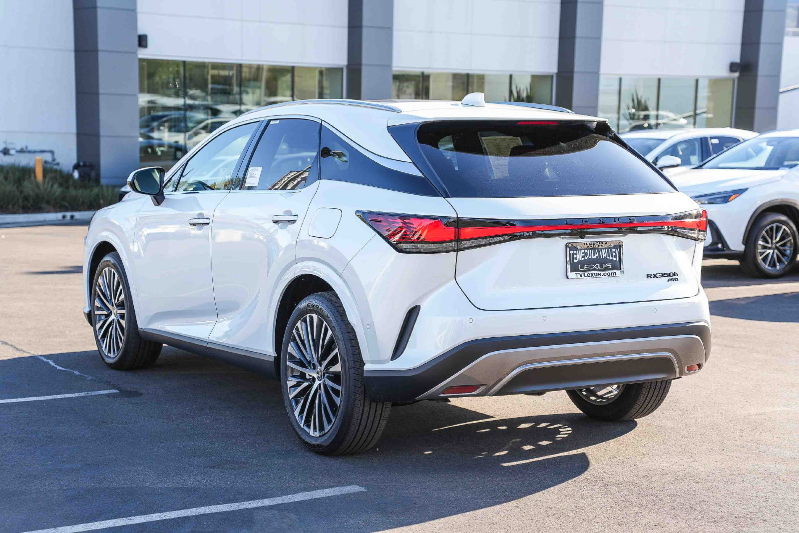 New 2026 Lexus RX 350 w/ Convenience Package AWD/4WD image 9