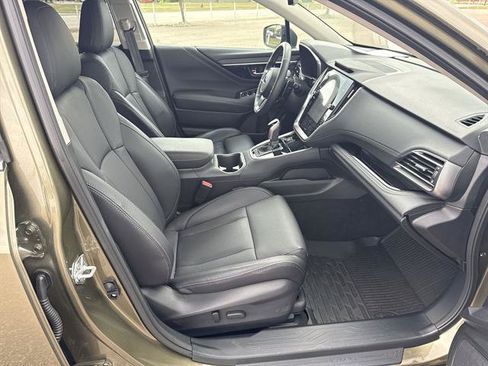 Used 2025 Subaru Outback Limited AWD/4WD image 28