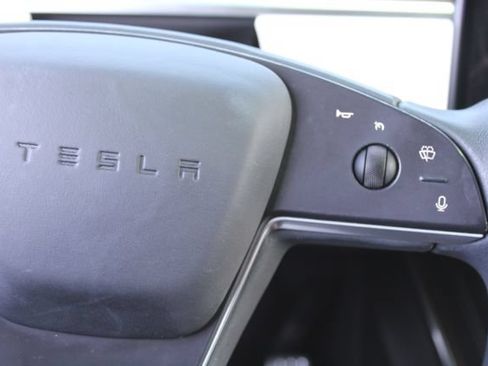 Used 2023 Tesla Model X AWD/4WD image 16