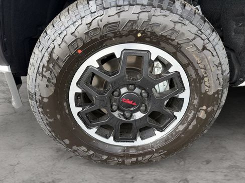New 2026 Toyota Tacoma TRD Off-Road w/ TRD Off Road Premium Package AWD/4WD image 10