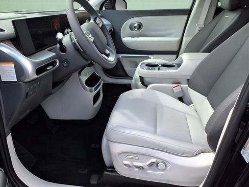 New 2026 Hyundai Ioniq 9 Limited AWD/4WD image 14