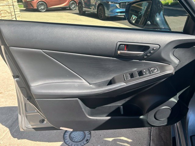 Used 2022 Lexus IS 350 F Sport w/ Memory Package AWD/4WD image 11