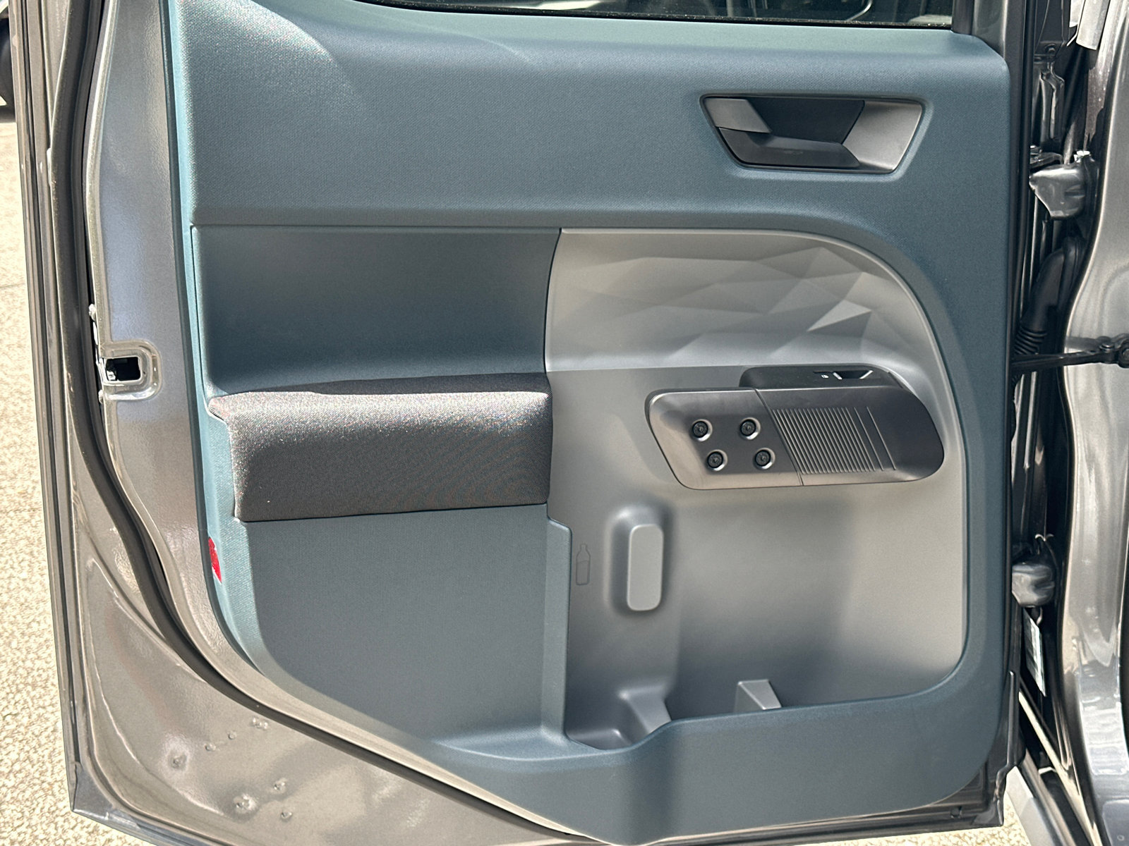 New 2026 Ford Maverick XL FWD image 21