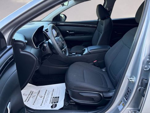 Used 2023 Hyundai Tucson SE image 9