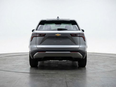 Used 2025 Chevrolet Equinox LT image 7