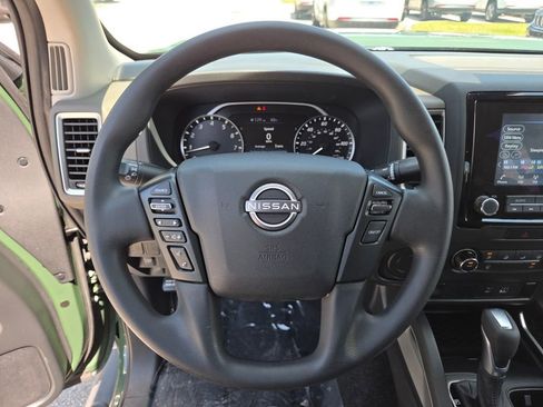 Used 2022 Nissan Frontier SV RWD image 25