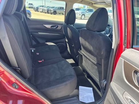 Used 2015 Nissan Rogue SV w/ SV Moonroof Package AWD/4WD image 8
