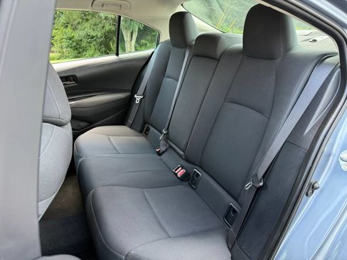 Used 2022 Toyota Corolla LE FWD image 26