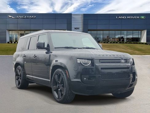 New 2026 Land Rover Defender 130 X-Dynamic SE AWD/4WD image 2