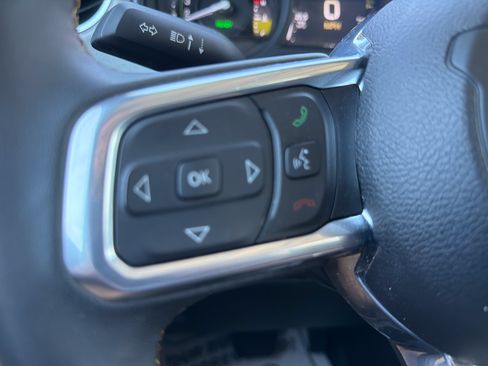 Used 2024 Jeep Wrangler Unlimited Sahara w/ Safety Group AWD/4WD image 18