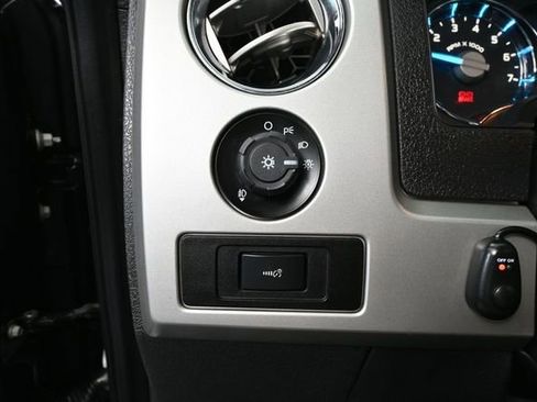 Used 2013 Ford F150 Lariat w/ Luxury Equipment Group AWD/4WD image 31