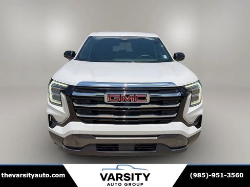 Used 2025 GMC Terrain Elevation AWD/4WD image 1