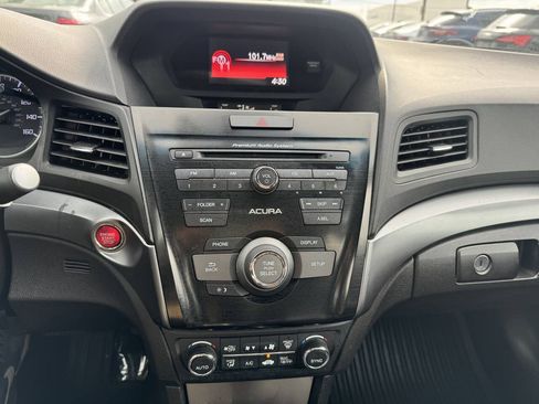 Used 2014 Acura ILX FWD image 11