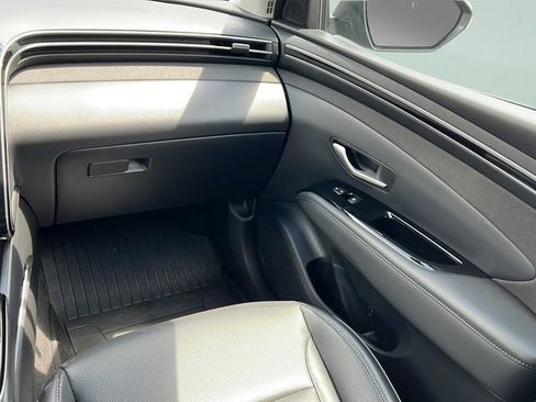 Used 2024 Hyundai Tucson Limited AWD/4WD image 13