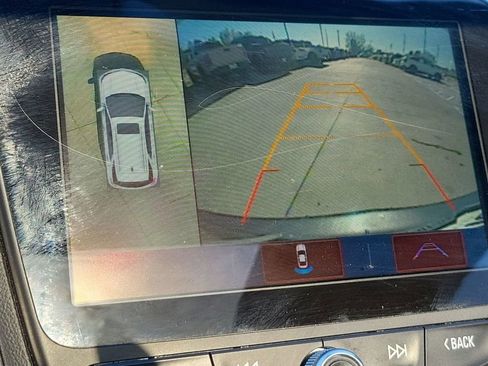 Used 2018 Chevrolet Equinox Premier AWD/4WD image 21