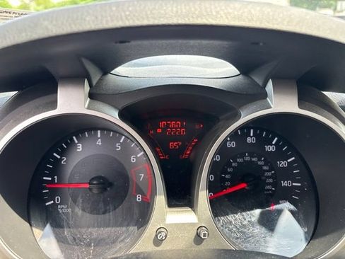 Used 2015 Nissan Juke SV w/ Technology Package AWD/4WD image 19