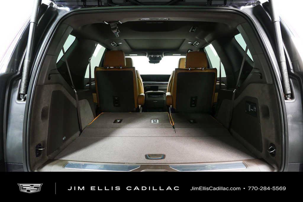New 2026 Cadillac Escalade Luxury w/ Touring Package AWD/4WD image 31