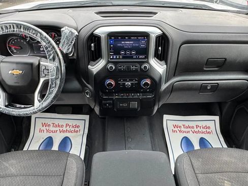 Used 2020 Chevrolet Silverado 1500 LT w/ Texas Edition image 15