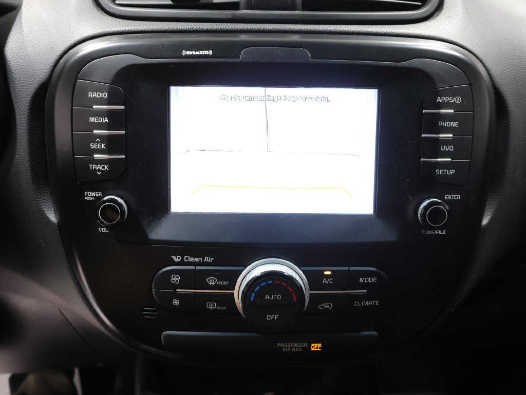 Used 2018 Kia Soul + FWD image 7
