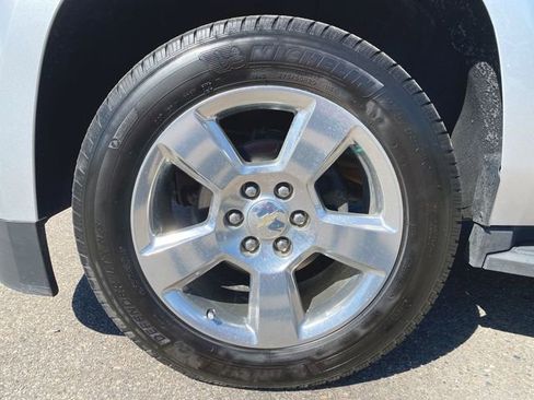 Used 2020 Chevrolet Tahoe LT w/ Max Trailering Package AWD/4WD image 31