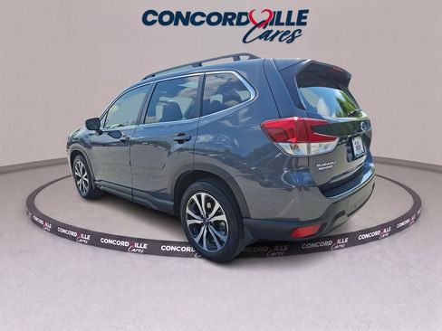 Used 2023 Subaru Forester Limited AWD/4WD image 5