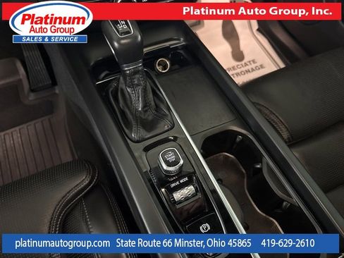 Used 2021 Volvo XC60 T5 Inscription image 22