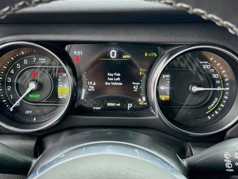 Used 2022 Jeep Wrangler Unlimited Sahara w/ Cold Weather Group AWD/4WD image 41