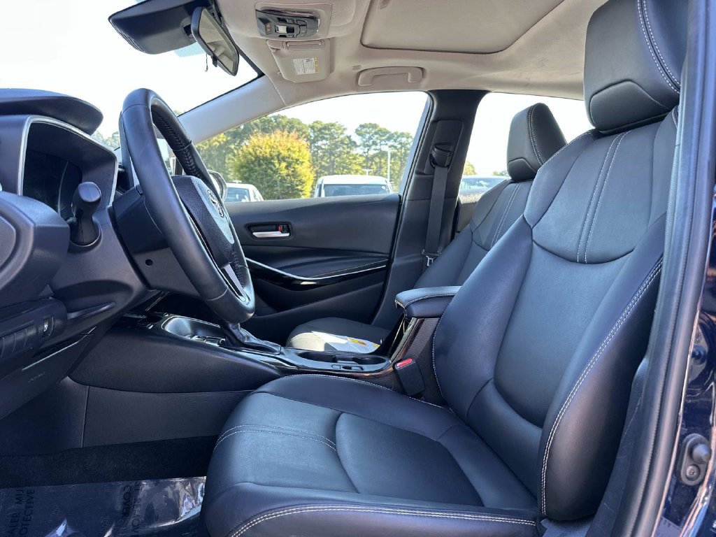 Used 2025 Toyota Corolla XLE FWD image 26