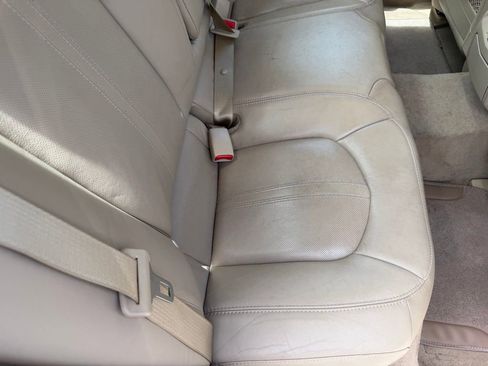 Used 2011 Cadillac CTS Premium RWD image 18