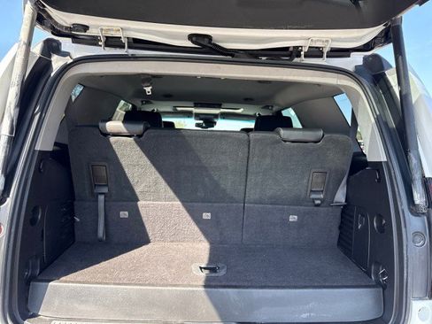 Used 2017 Chevrolet Tahoe LT image 17