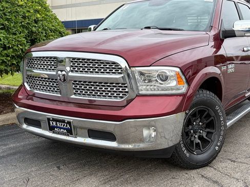 Used 2018 RAM 1500 Laramie w/ Convenience Group AWD/4WD image 2