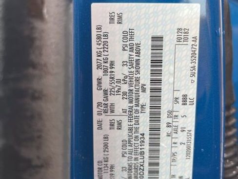 Used 2020 Ford Escape Titanium image 30