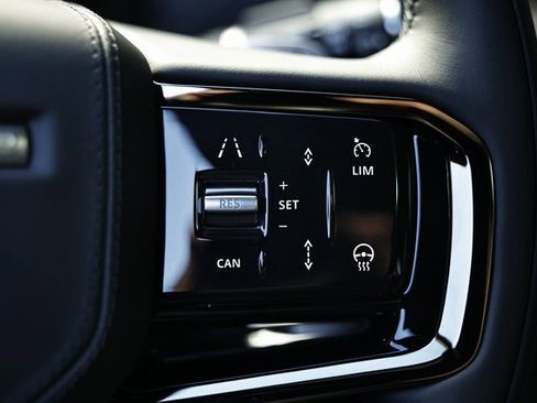 New 2026 Land Rover Range Rover Velar Dynamic SE image 44