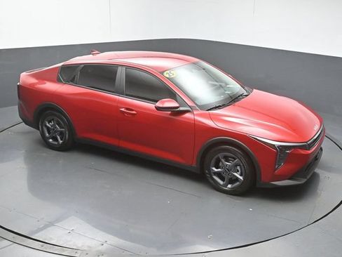 Used 2025 Kia K4 FWD image 39