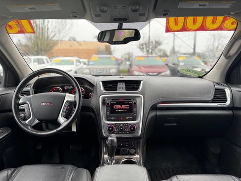 Used 2016 GMC Acadia SLT image 13