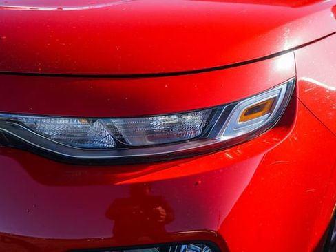 Used 2022 Kia Soul LX w/ Technology Package image 11