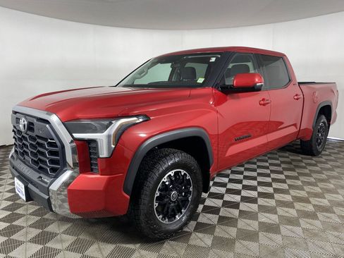Used 2022 Toyota Tundra SR5 w/ TRD Off-Road Package AWD/4WD image 3