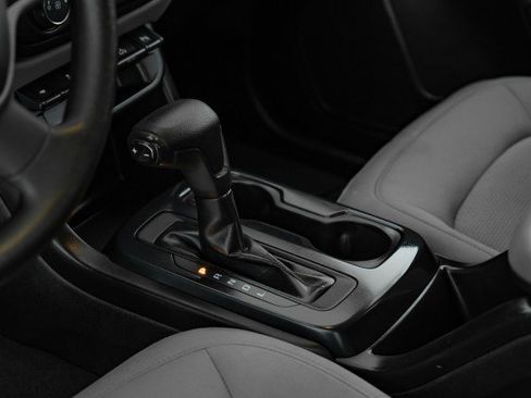 Used 2019 Chevrolet Colorado W/T image 21