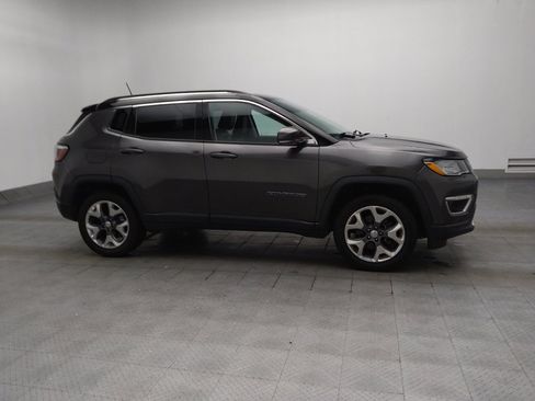 Used 2018 Jeep Compass Limited w/ Navigation Group AWD/4WD image 11