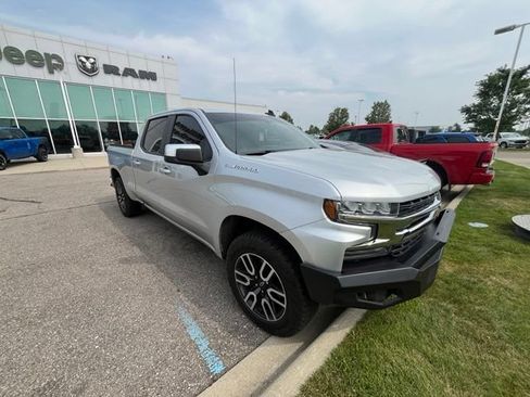 Used 2019 Chevrolet Silverado 1500 LT w/ True North Edition AWD/4WD image 4
