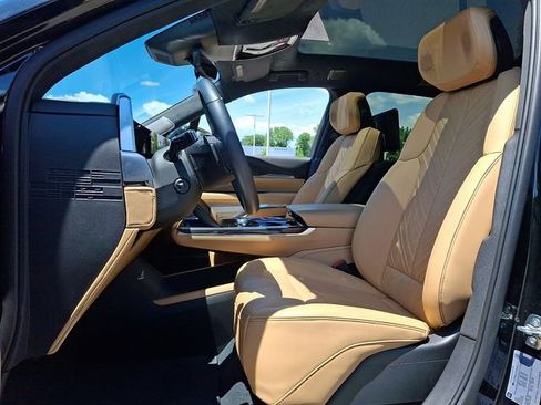 Certified 2026 Cadillac Escalade IQ Sport 2 AWD/4WD image 13