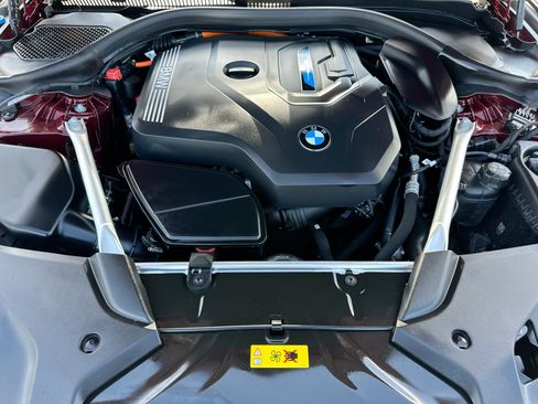 Used 2023 BMW 530e w/ Premium Package RWD image 34
