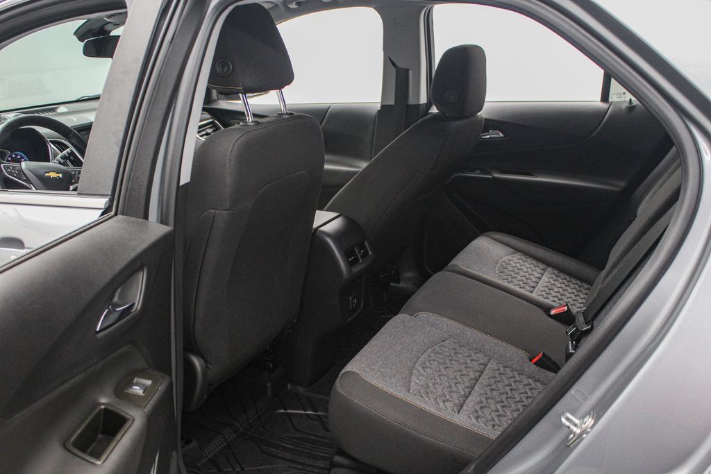 Used 2023 Chevrolet Equinox LT AWD/4WD image 21