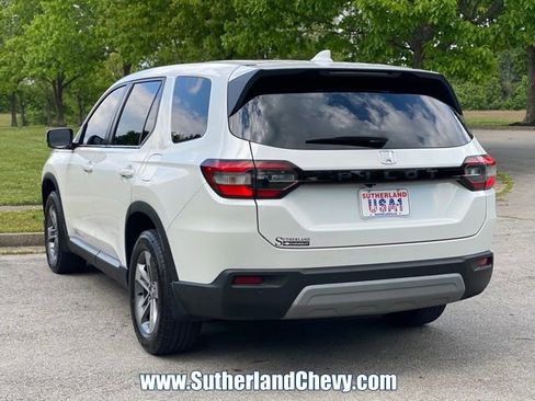 Used 2025 Honda Pilot EX-L image 5