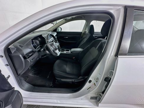 Used 2022 Nissan Sentra SV FWD image 13