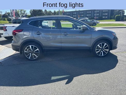 Used 2018 Nissan Rogue Sport SL AWD/4WD image 9
