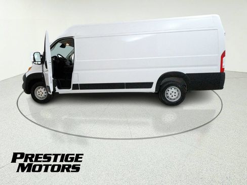Used 2023 RAM ProMaster 3500 FWD image 11