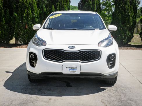 Used 2018 Kia Sportage LX AWD/4WD image 3