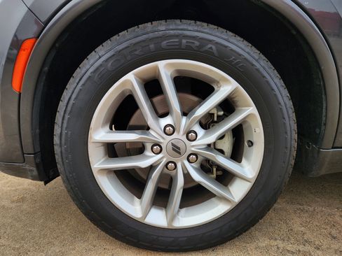 Used 2024 Dodge Durango GT image 11